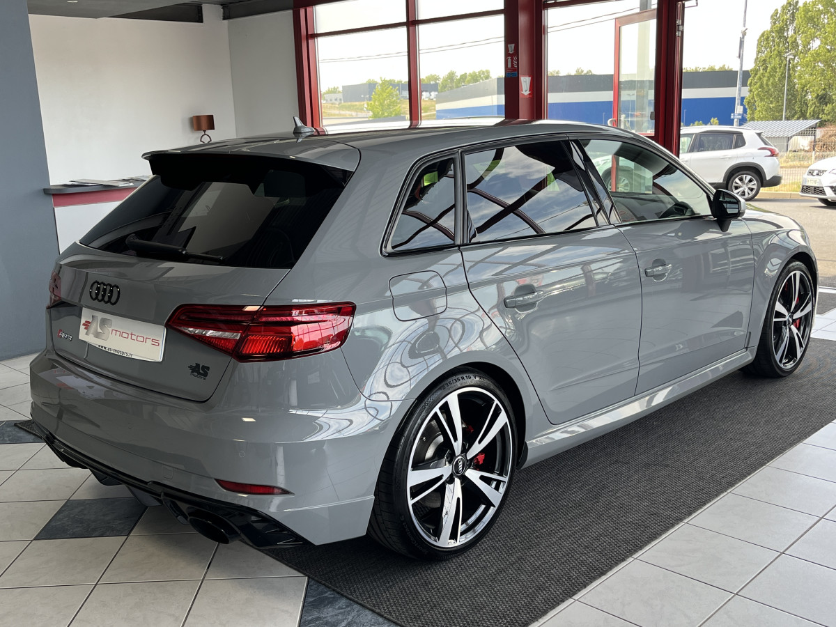 AUDI RS3 SPORTBACK 2,5 TFSI 400 S-TRONIC 7 QUATTRO GPS ACC DRIVE SELECT SIEGES RS ECHAPPEMENT RS KEYLESS  ETAT NEUF