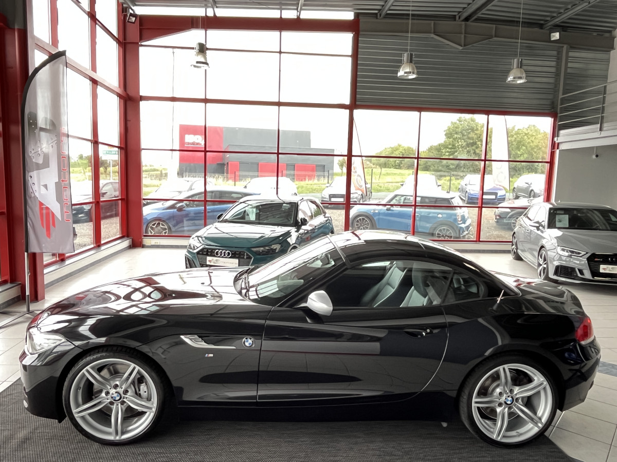 BMW Z4 M SPORT S-DRIVE 35 IS 3,0 340 BVA7 GPS  BI-XENON JANTE ALU 19 KEYLESS REGULATEUR PACK HIVER EXCELLENT ETAT