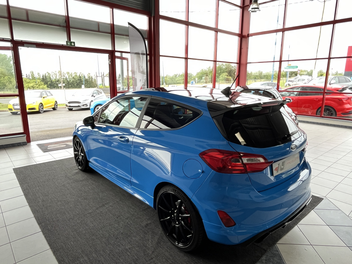 FORD FIESTA ST 1,5 200 EDITION LIMITED PACK PERF GPS CAMERA REGULATEUR HIFI B&O PACK HIVER FULL LED KEYLESS ETAT NEUF