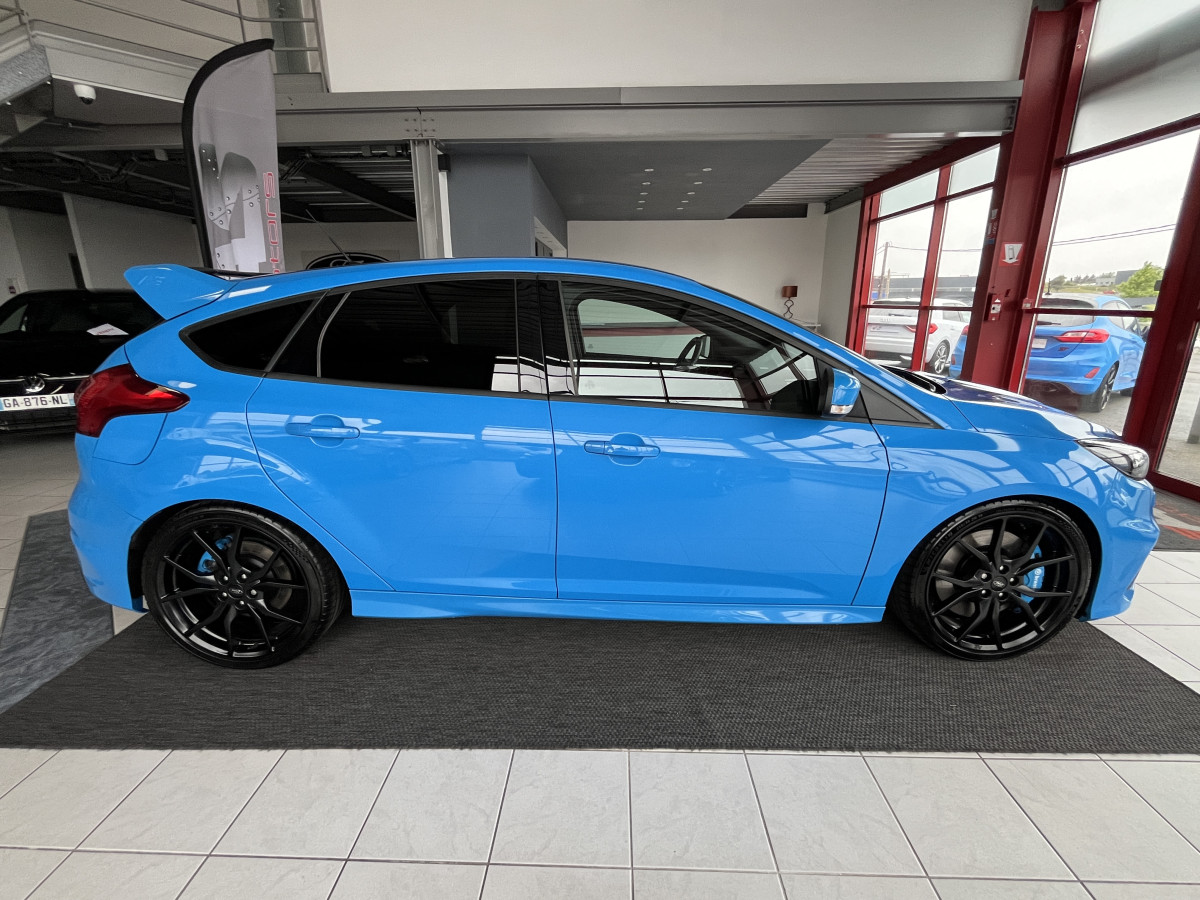 FORD FOCUS RS 2,3 350 4X4  GPS  CAMERA  HIFI SONY RECARO  KEYLESS REGULATEUR FEUX BI-XENON APPLE CARPLAY EXCELLENT ETAT