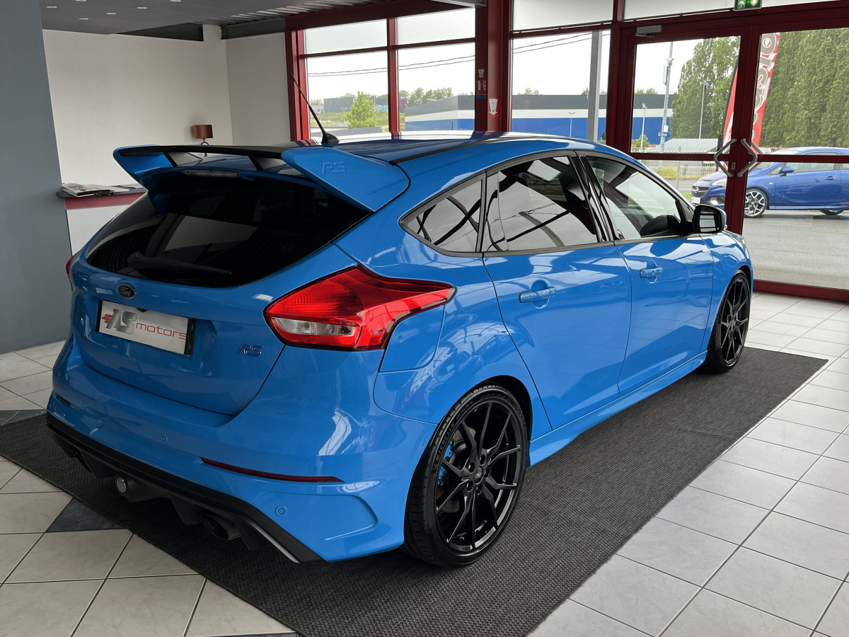 FORD FOCUS RS 2,3 350 4X4  GPS  CAMERA  HIFI SONY RECARO  KEYLESS REGULATEUR FEUX BI-XENON APPLE CARPLAY EXCELLENT ETAT