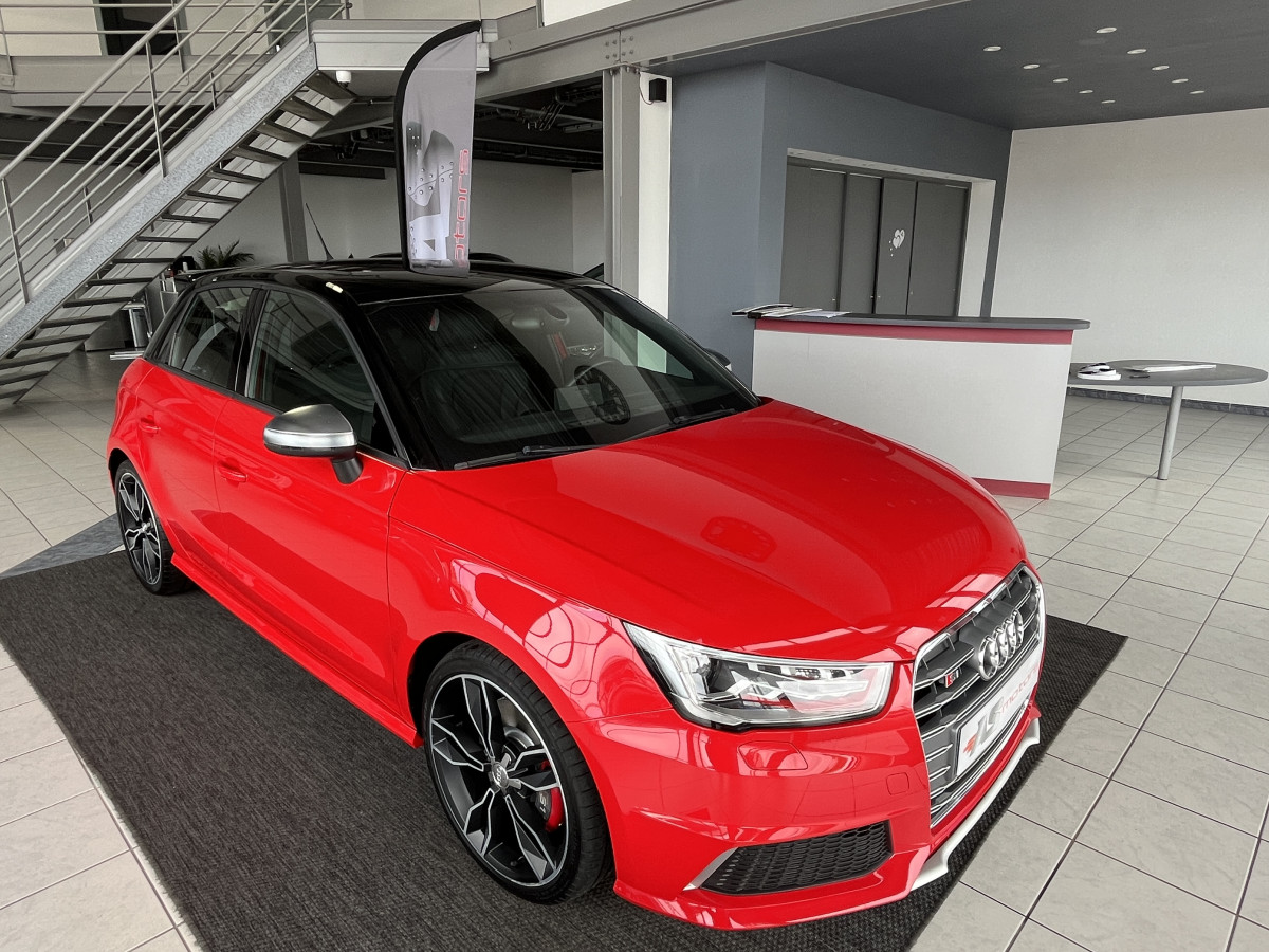 AUDI S1 SPORTBACK 2,0 TFSI  231 QUATTRO GPS KEYLESS  BI-XENON REGULATEUR HIFI BOSE DRIVE SELECT BI-XENON EXCELLENT ETAT