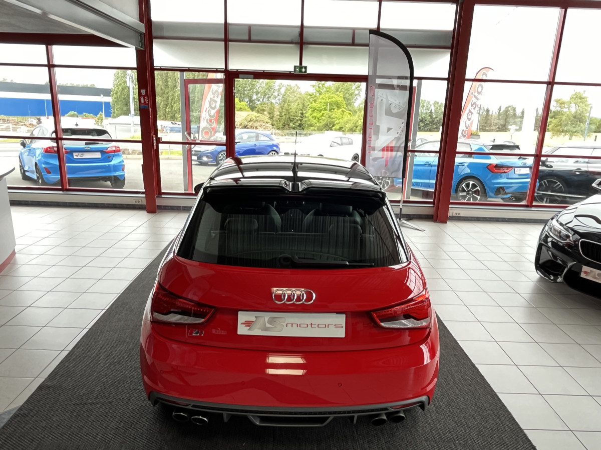 AUDI S1 SPORTBACK 2,0 TFSI  231 QUATTRO GPS KEYLESS  BI-XENON REGULATEUR HIFI BOSE DRIVE SELECT BI-XENON EXCELLENT ETAT