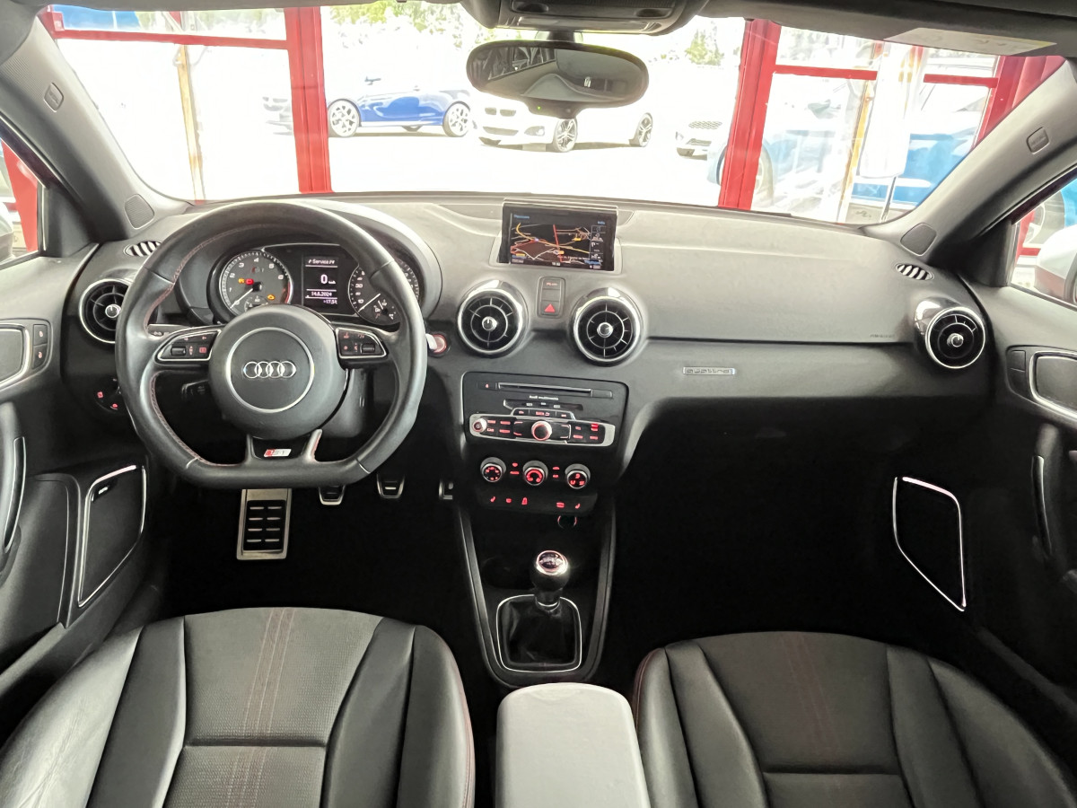 AUDI S1 SPORTBACK 2,0 TFSI  231 QUATTRO GPS KEYLESS  BI-XENON REGULATEUR HIFI BOSE DRIVE SELECT BI-XENON EXCELLENT ETAT