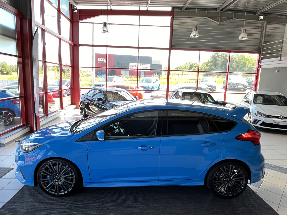 FORD FOCUS RS 2,3 350  GPS  CAMERA  HIFI SONY RECARO REGULATEUR LIMITEUR KEYLESS  FEUX BI-XENON  EXCELLENT ETAT