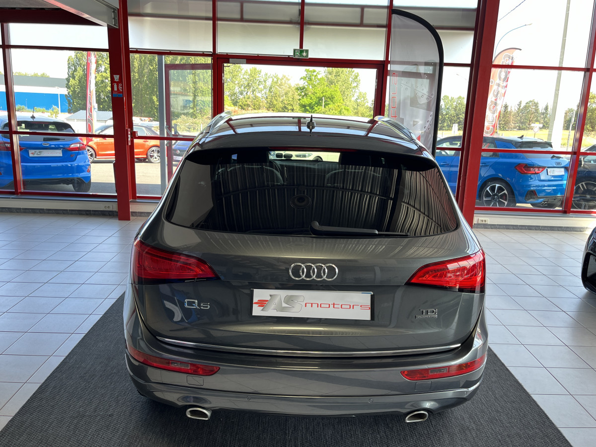 AUDI Q5 3,0 V6 TDI 258 S-LINE QUATTRO S-TRONIC7 GPS  CAMERA  ATTELAGE KEYLESS BI-XENON REGULATEUR EXCELLENT ETAT