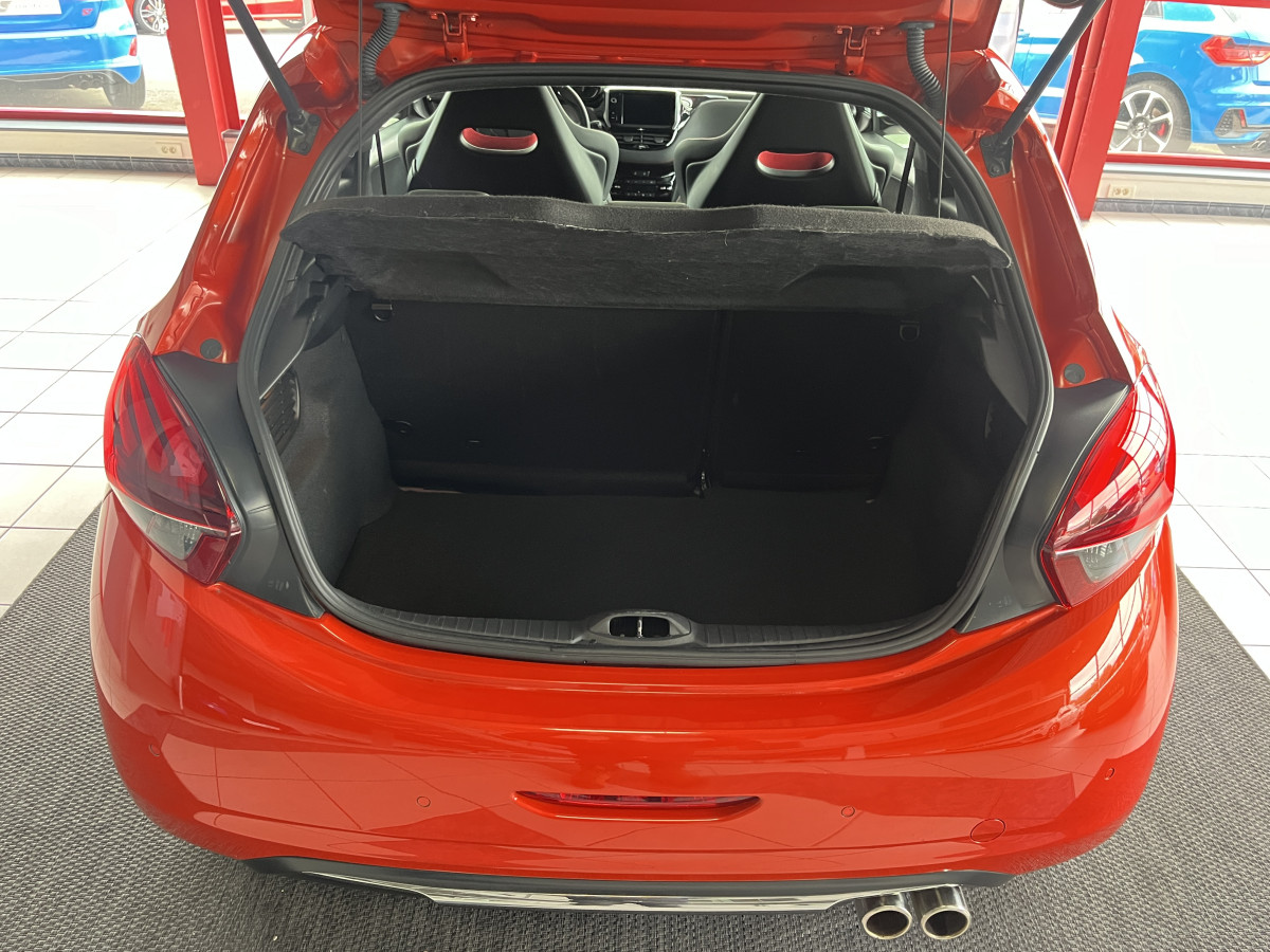 PEUGEOT 208 GTI BPS 1,6 THP 208 GPS CAMERA RECARO  REGULATEUR LIMITEUR   BLUETOOTH  EDITION LIMITED ORANGE POWER  EXCELLENT ETAT