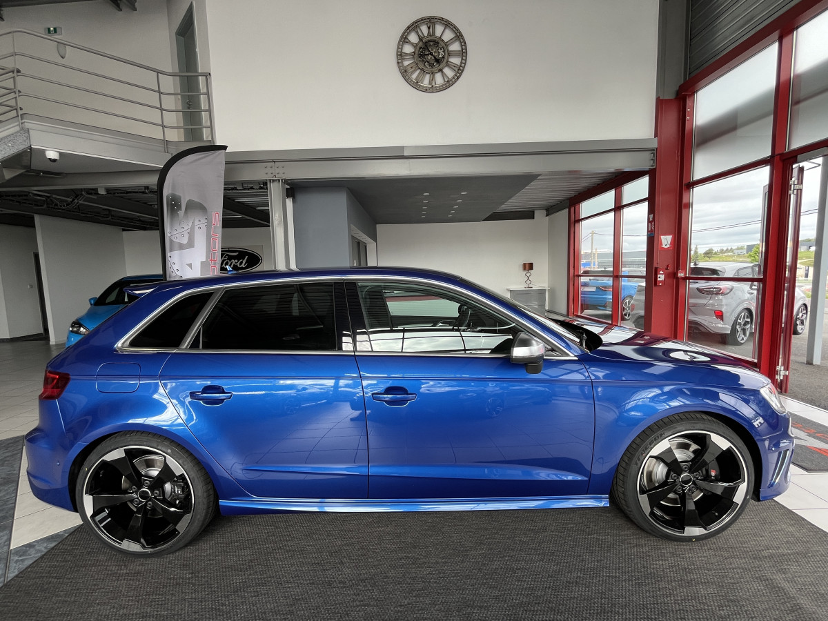 AUDI S3 SPORTBACK 2,0 TFSI 300 QUATTRO GPS  REGULATEUR ADAPTATIF  FEUX BI-XENON  DRIVE SELECT PARK PILOT JANTES ROTOR 19 EXCELLENT ETAT