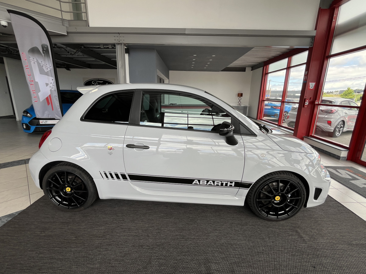 FIAT 500 ABARTH 1,4 180 595 COMPETIZIONE PACK PERF DIFFERENTIEL  GPS SIEGES SABELT HIFI BEATS APPLE CARPLAY  XENON  BLUETOOTH ETAT NEUF