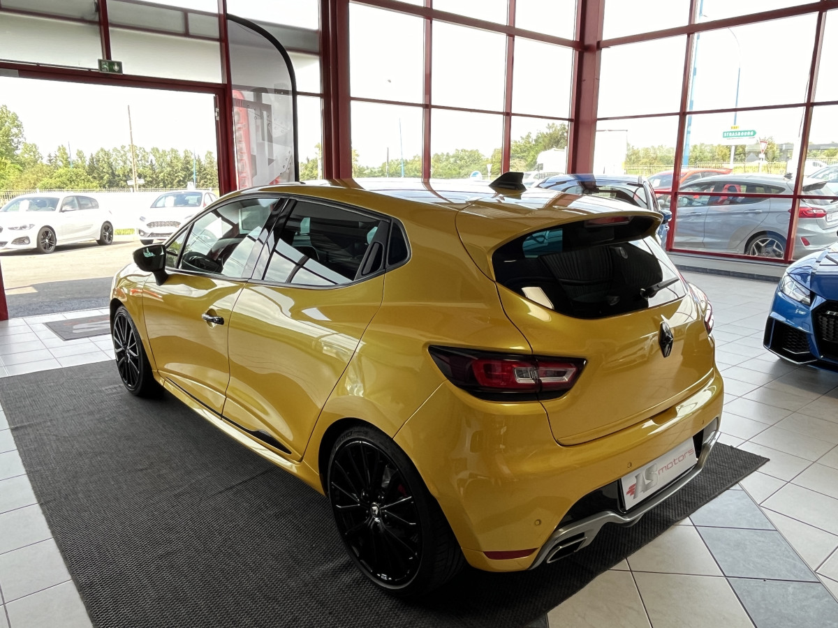 RENAULT CLIO RS TROPHY 1,6 220 EDC GPS CAMERA  KEYLESS FULL LED ECHAPPEMENT SUPERSPRINT  REGULATEUR BASS REFLEX  LIMITEUR RS MONITOR RS DRIVE ETAT COLLECTOR