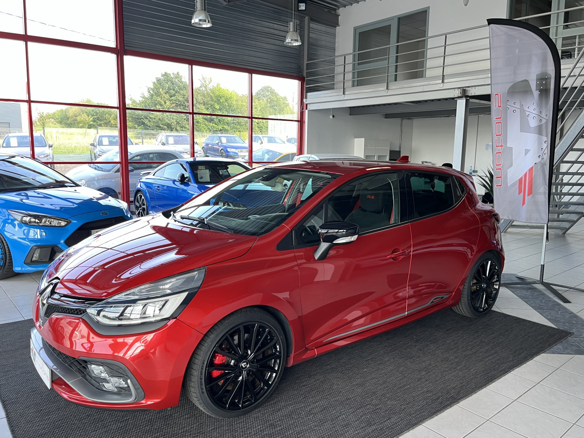 RENAULT CLIO RS TROPHY 1,6 220 EDC GPS KEYESS RS DRIVE RS MONITOR FEUX FULL LED BASS REFLEX ECHAPPEMENT AKRAPOVIC EXCELLENT ETAT