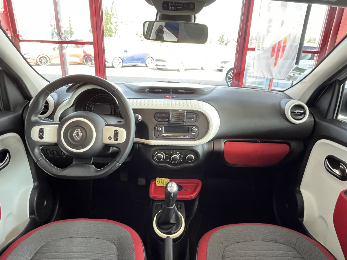 RENAULT TWINGO III 1,0 SCE 70 TYPE DYNAMIQUE  TOIT OUVRANT CLIM PARK ASSIST REGULATEUR LIMITEUR EXCELLENT ETAT