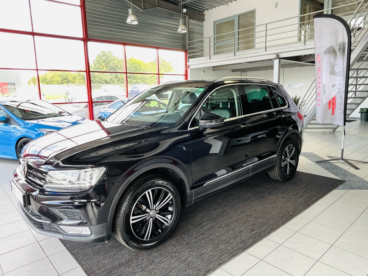 VOLKSWAGEN TIGUAN 2,0 190 DSG7 CARAT 4MOTION GPS CAMERA 360 ATTELAGE KEYLESS REGULATEUR ADAPTATIF VIRTUAL COKPIT FEUX FULL LED FULL CUIR EXCELLENT ETAT