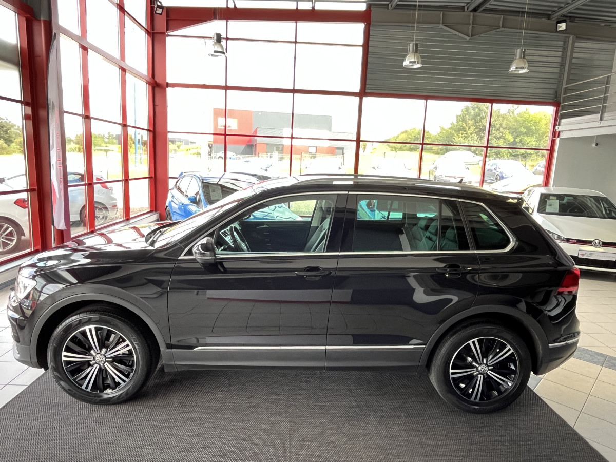 VOLKSWAGEN TIGUAN 2,0 190 DSG7 CARAT 4MOTION GPS CAMERA 360 ATTELAGE KEYLESS REGULATEUR ADAPTATIF VIRTUAL COKPIT FEUX FULL LED FULL CUIR EXCELLENT ETAT