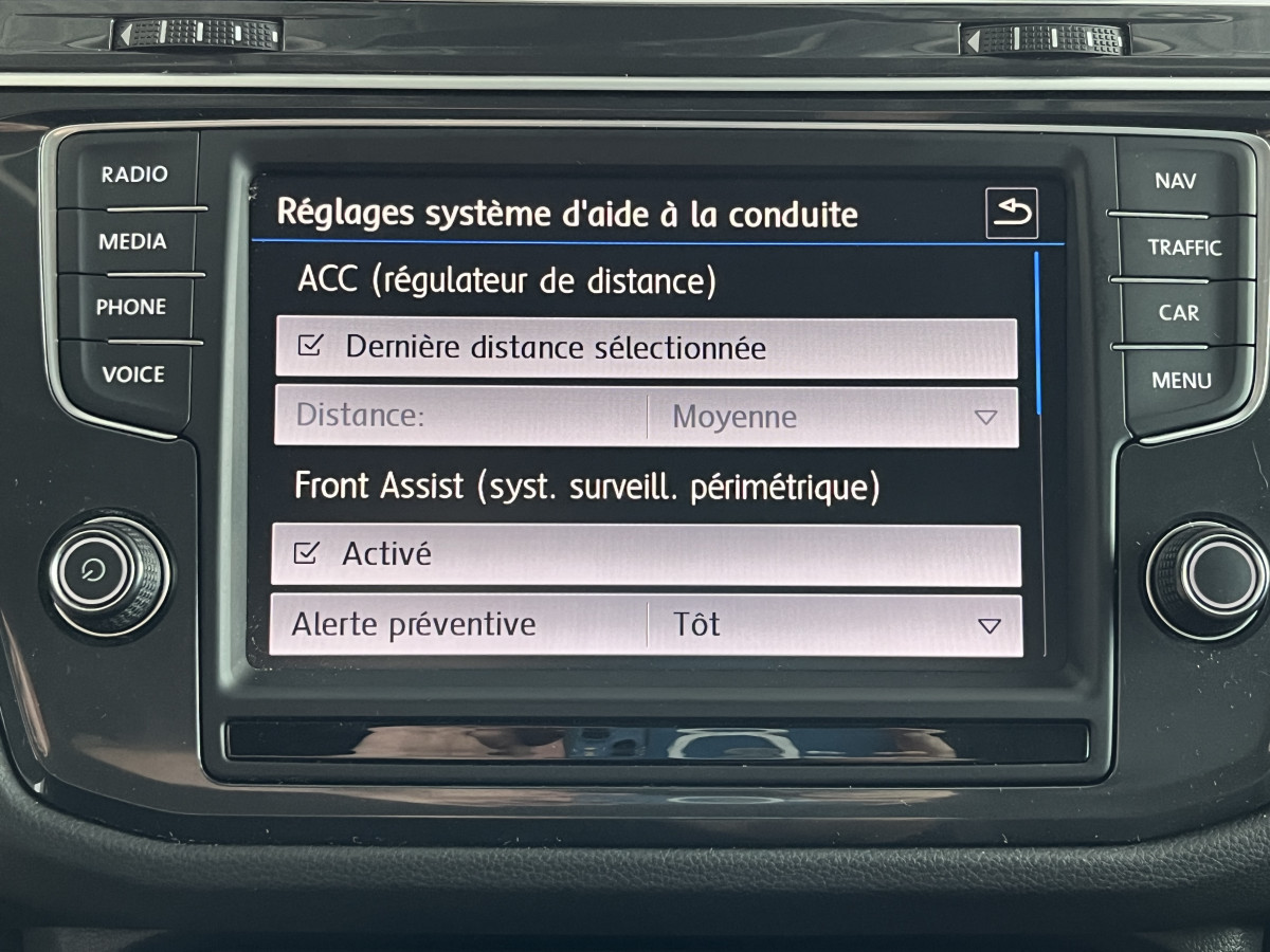 VOLKSWAGEN TIGUAN 2,0 190 DSG7 CARAT 4MOTION GPS CAMERA 360 ATTELAGE KEYLESS REGULATEUR ADAPTATIF VIRTUAL COKPIT FEUX FULL LED FULL CUIR EXCELLENT ETAT