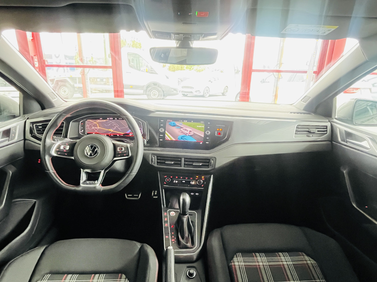 VOLKSWAGEN  POLO 2,0 TSI 200 DSG6 GPS CAMERA TOIT PANORAMIQUE  ACC DMS APPLE CARPLAY DIGITAL COCKPIT IQ.DRIVE HIFI BEATS KEYLESS