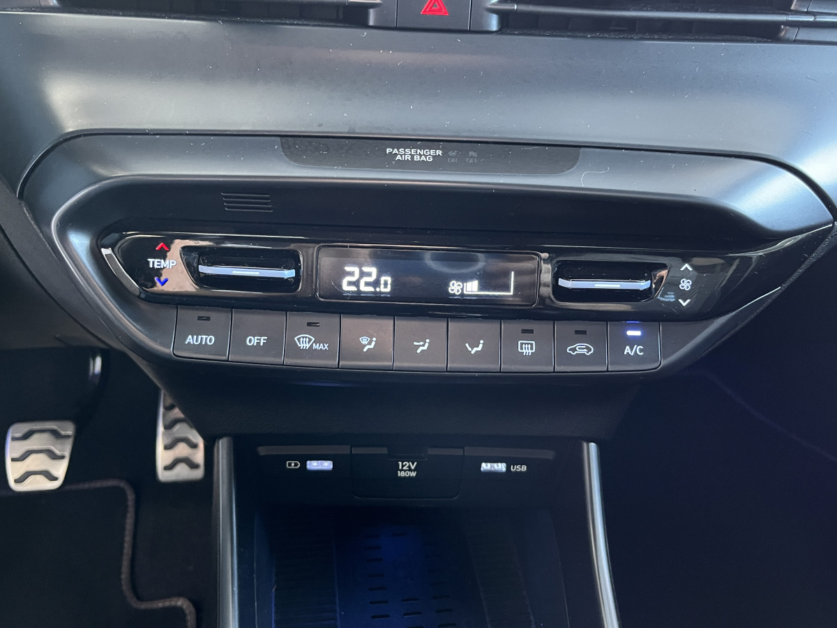 HYNDAI I20 N 1,6 T-GDI 204 GPS CAMERA REGULATEUR LIMITEUR KEYLESS APPLE CARPLAY VIRTUAL COCKPIT DRIVE SELECT HIFI BOSE DIFFERENTIEL A GLISSEMENT EXCELLENT ETAT