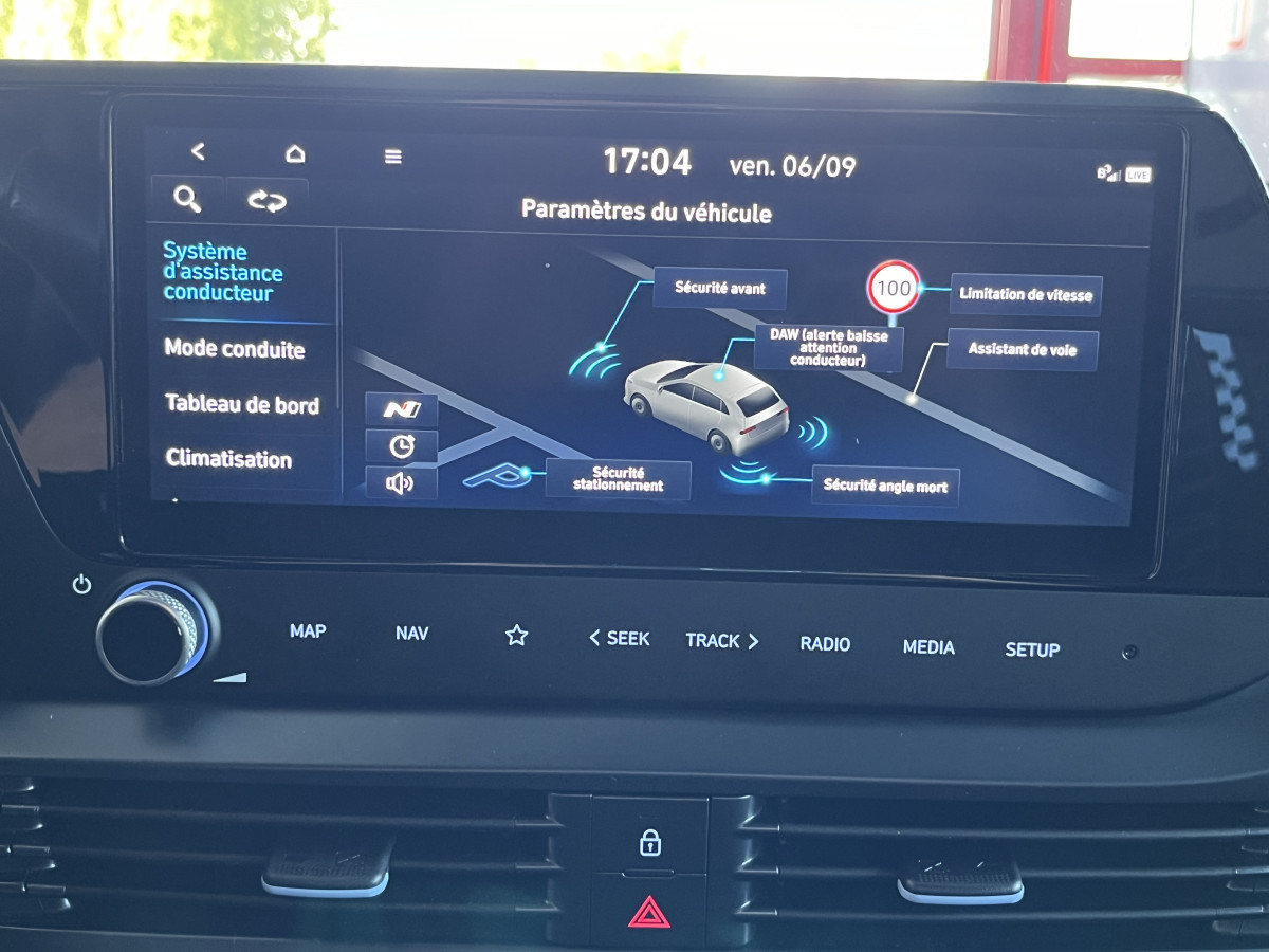 HYNDAI I20 N 1,6 T-GDI 204 GPS CAMERA REGULATEUR LIMITEUR KEYLESS APPLE CARPLAY VIRTUAL COCKPIT DRIVE SELECT HIFI BOSE DIFFERENTIEL A GLISSEMENT EXCELLENT ETAT