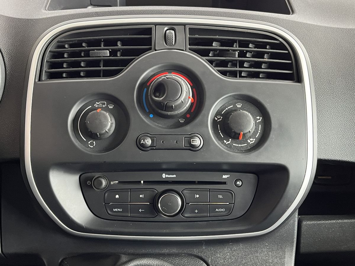 RENAULT KANGOO EXPRESS FOURGON 1,5 DCI 80 EXTRA R-LINK GPS REGULATEUR LMITEUR PARK PILOT TRES BON ETAT