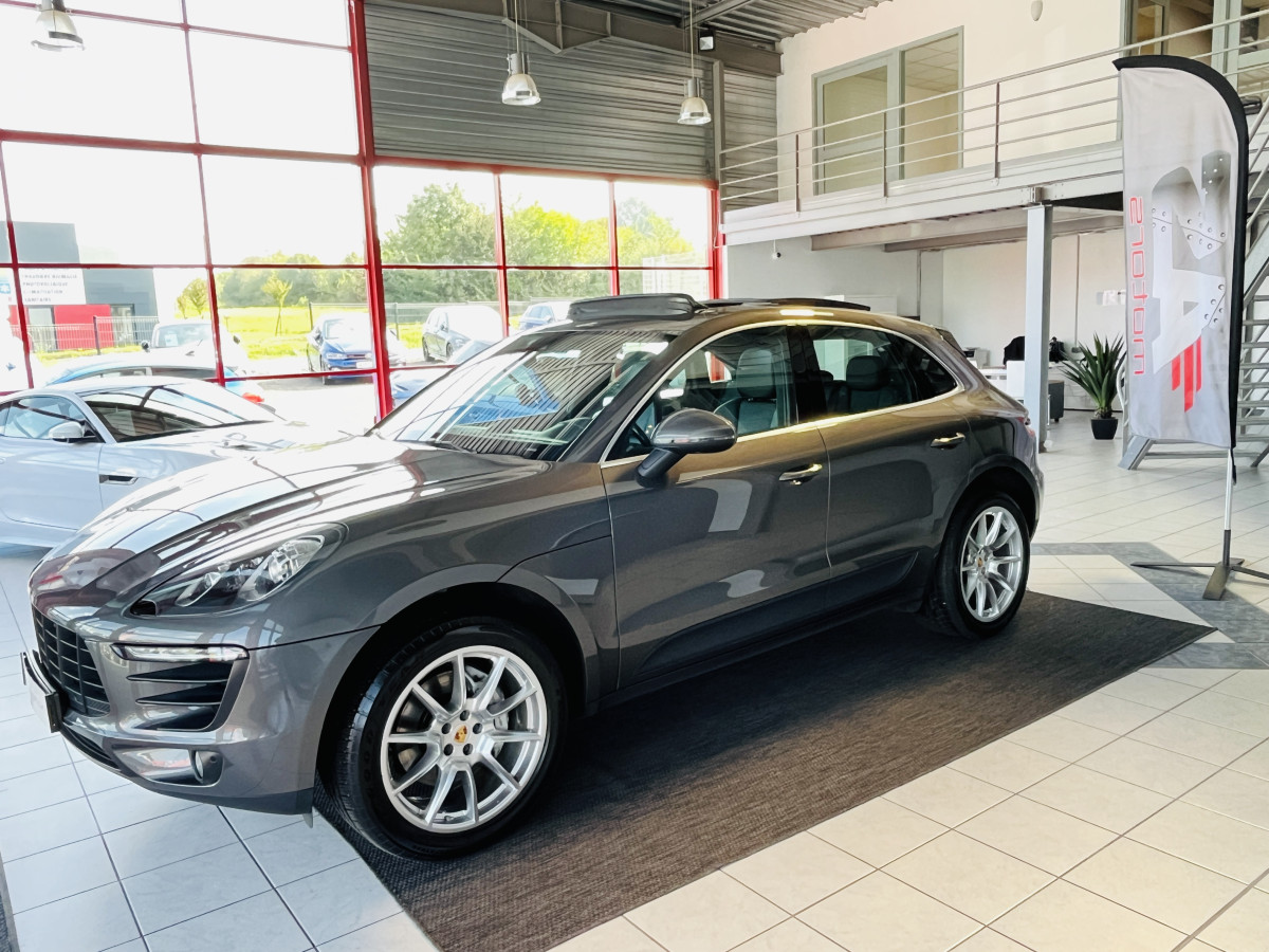 PORSCHE MACAN S 3,0 V6 TDI 258 4X4 BVA7 TOIT PANORAMIQUE ATTELAGE GPS CAMERA PASM REGULATEUR HIFI BOSE BI-XENON PACK CHRONO SPORT EXCELLENT ETAT