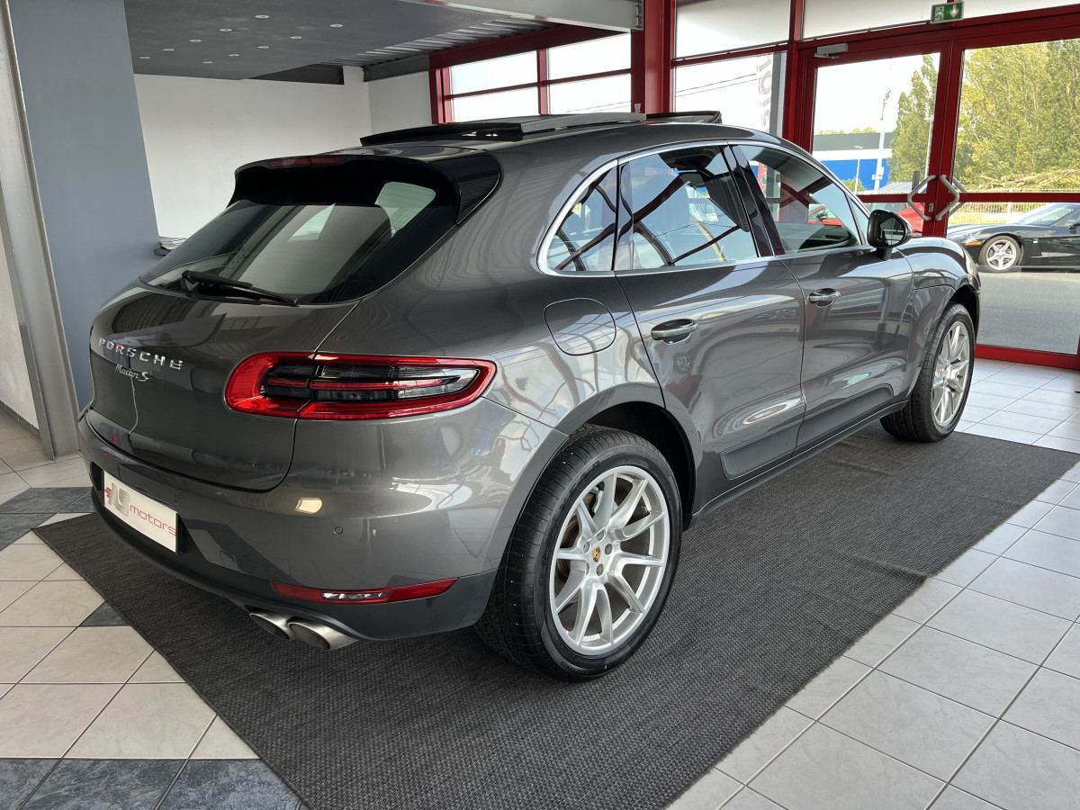 PORSCHE MACAN S 3,0 V6 TDI 258 4X4 BVA7 TOIT PANORAMIQUE ATTELAGE GPS CAMERA PASM REGULATEUR HIFI BOSE BI-XENON PACK CHRONO SPORT EXCELLENT ETAT