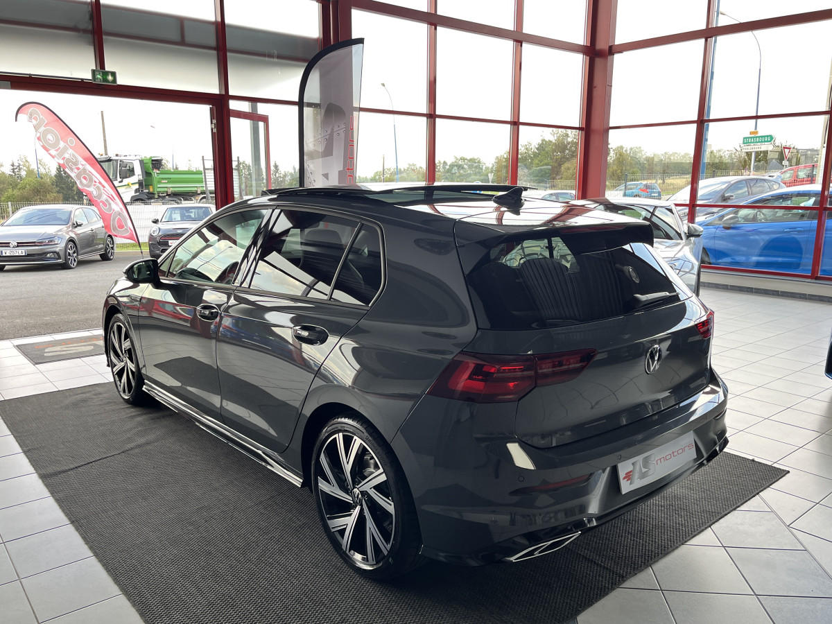 VOLKSWAGEN GOLF 8 2,0 TDI DSG7 150 FULL R-LINE TOIT PANORAMIQUE ATTELAGE GPS CAMERA KEYLESS PARK ASSIST VIRTUAL COCKPIT  REGULATEUR LIMITEUR FULL LED APPLE CARPLAY ETAT NEUF