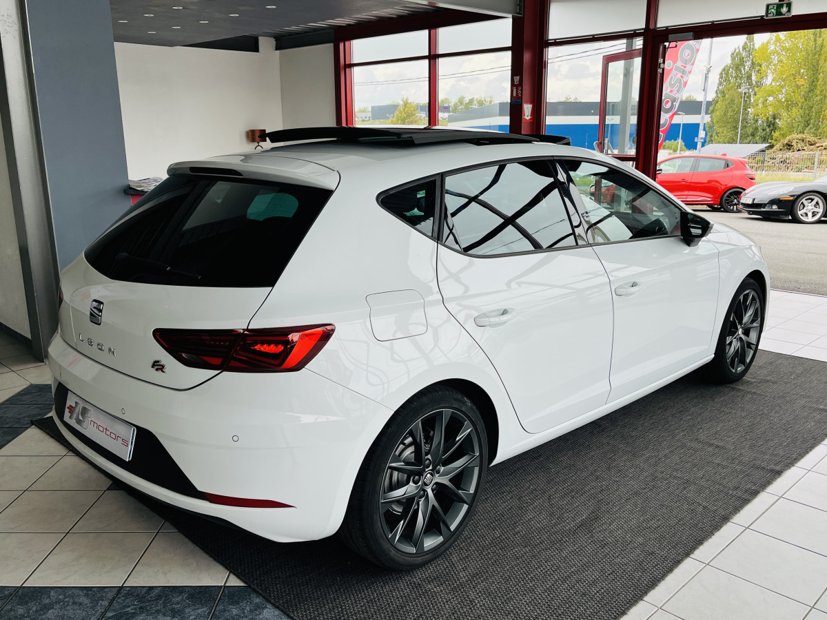 SEAT LEON FR 1,5 TSI 150 DSG7 TOIT PANORAMIQUE OUVRANT GPS VIRTUAL COCKPIT PARK ASSIST  APPLE CARPLAY REGULATEUR ADAPTATIF FULL LED DRIVE SELECT EXCELLENT ETAT