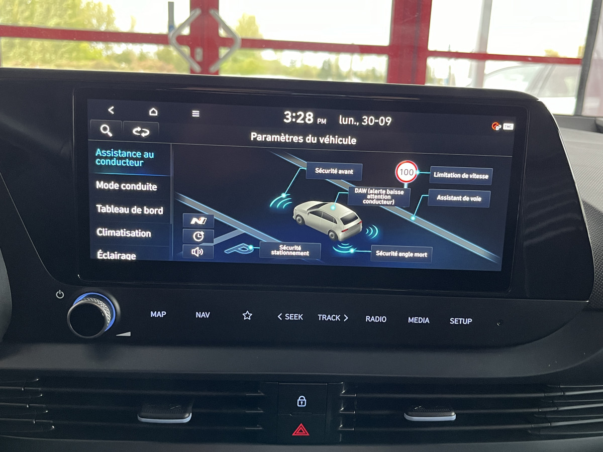HYNDAI I20 N 1,6 T-GDI 204 GPS CAMERA APPLE CARPLAY REGULATEUR LIMITEUR KEYLESS VIRTUAL COCKPIT DRIVE SELECT HIFI BOSE FULL LED DIFFERENTIEL A GLISSEMENT EXCELLENT ETAT