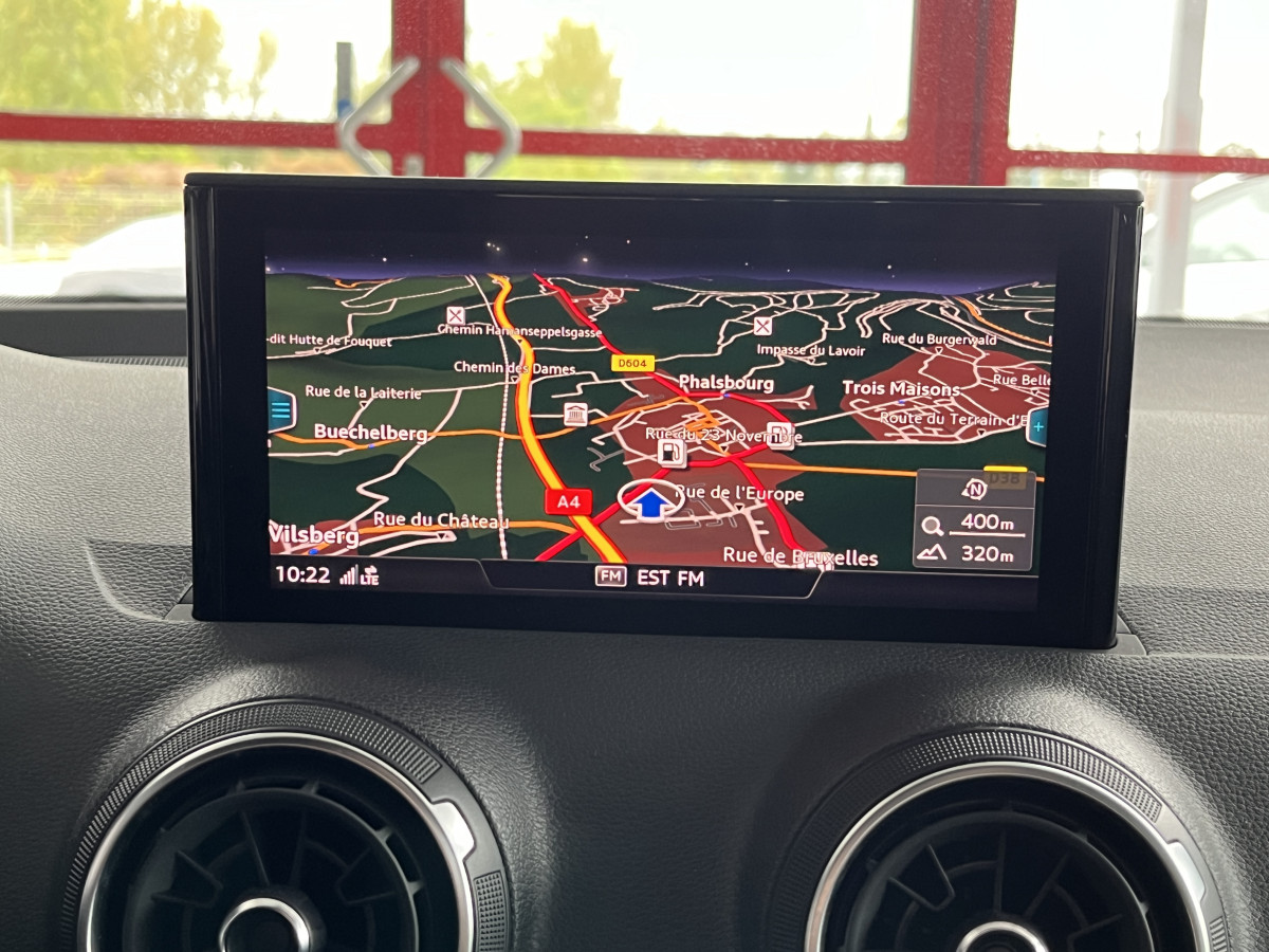 AUDI SQ2 50 TFSI 300 QUATTRO S-TRONIC 7 TOIT PANORAMIQUE ATTELAGE GPS CAMERA KEYLESS FEUX FULL LED REGULATEUR ADAPTATIF VIRTUAL COCKPIT APPLE CARPLAY HIFI B&O