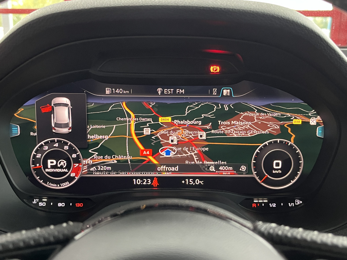 AUDI SQ2 50 TFSI 300 QUATTRO S-TRONIC 7 TOIT PANORAMIQUE ATTELAGE GPS CAMERA KEYLESS FEUX FULL LED REGULATEUR ADAPTATIF VIRTUAL COCKPIT APPLE CARPLAY HIFI B&O