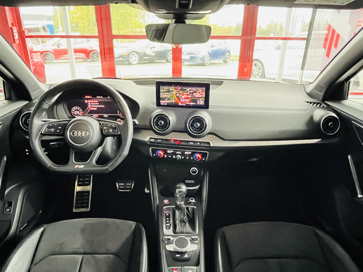 AUDI SQ2 50 TFSI 300 QUATTRO S-TRONIC 7 TOIT PANORAMIQUE ATTELAGE GPS CAMERA KEYLESS FEUX FULL LED REGULATEUR ADAPTATIF VIRTUAL COCKPIT APPLE CARPLAY HIFI B&O