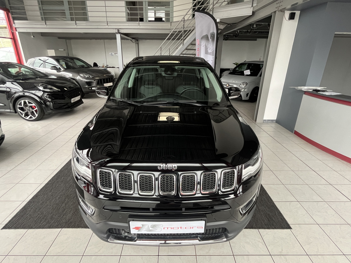 JEEP COMPASS  LIMITED 2,0 CRDI 170  BVA9 4X4  TOIT PANORAMIQUE OUVRANT GPS CAMERA HIFI ALPINE REGULATEUR LIMITEUR KEYLESS BI-XENON ETAT NEUF