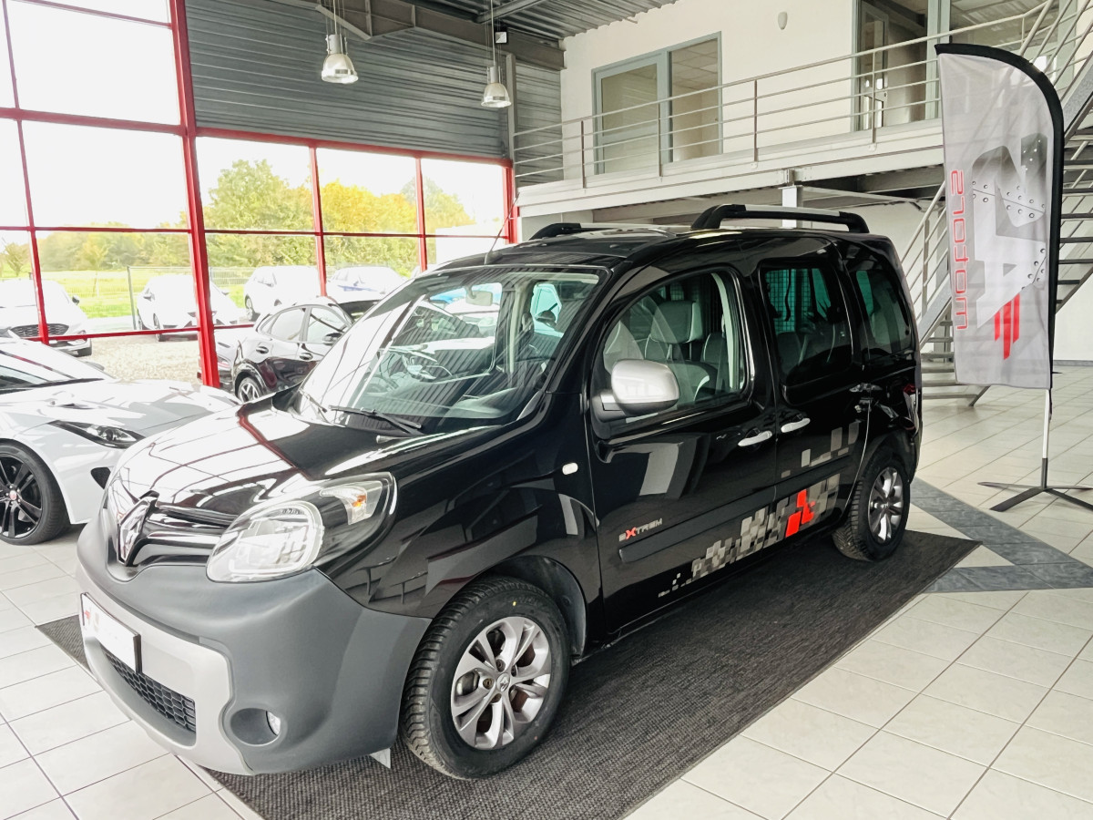 RENAULT KANGOO 1,5 DCI 90 ENERGY EXTREM TOIT OUVRANT  GPS REGULATEUR LIMITEUR ATTELAGE JANTES ALU TRES BON ETAT