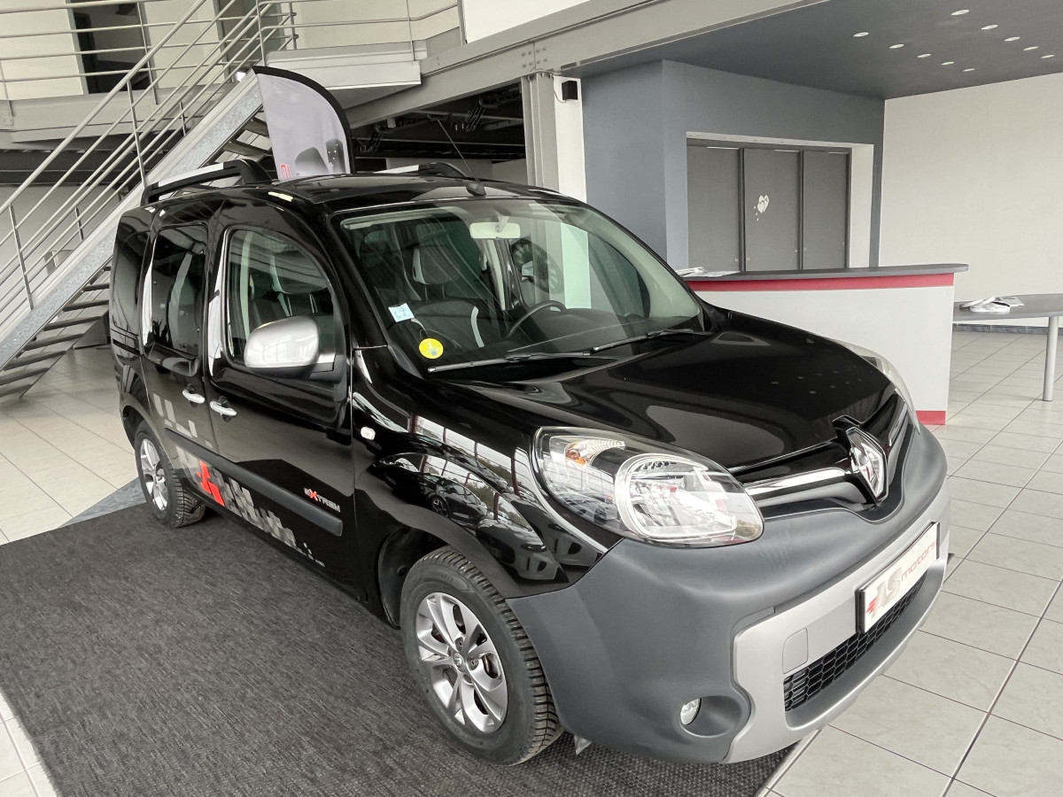 RENAULT KANGOO 1,5 DCI 90 ENERGY EXTREM TOIT OUVRANT  GPS REGULATEUR LIMITEUR ATTELAGE JANTES ALU TRES BON ETAT