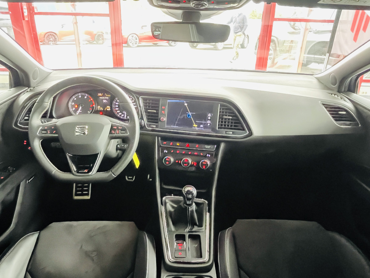 SEAT LEON CUPRA 2,0 TSI 300 PACK PERFORMANCE TOIT PANO GPS CAMERA  SIEGES PERFORMANCE FREIN PERFORMANCE ACC DCC SEAT SOUND APPLE CARPLAY FULL LED 1 ERE MAIN EXCELLENT ETAT