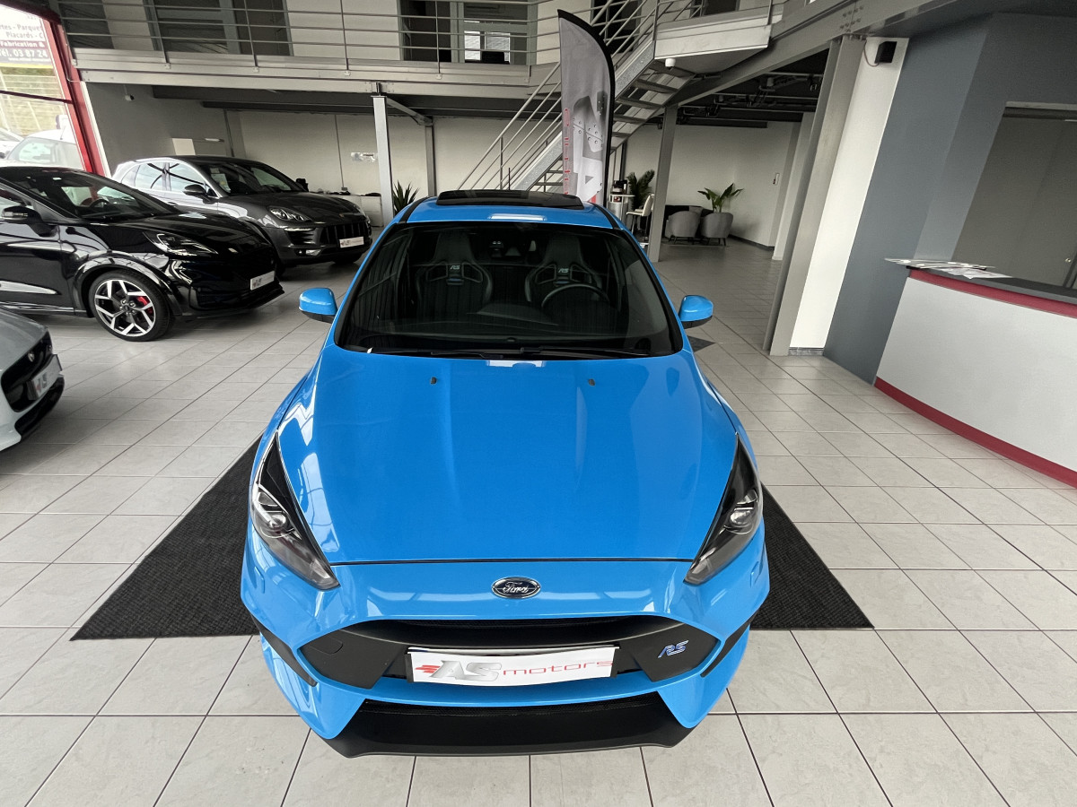 FORD FOCUS RS 2,3 350 4X4 TOIT OUVRANT  GPS CAMERA HIFI SONY PACK HIVER JANTES FORGÉES CARPLAY REGULATEUR LIMITEUR FEUX BI-XENON KEYLESS EXCELLENT ETAT