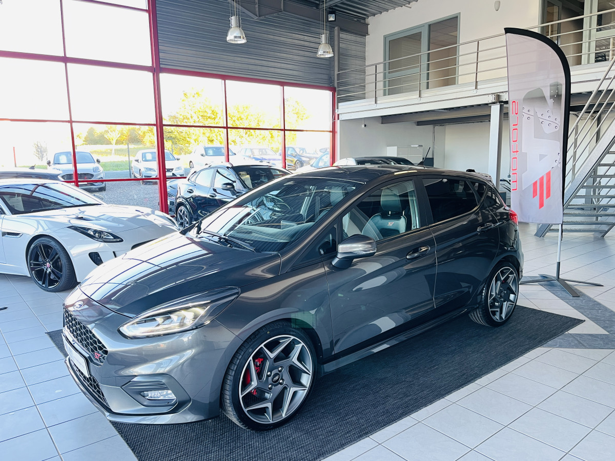 FORD FIESTA ST 1,5 200 PACK PERFORMANCE DIFFERENTIEL LAUNCH CONTROL GPS  APPLE CARPLAY KEYLESS  FULL LED PACK. HIVER BLUETOOTH HIFI B&O REGULATEUR LIMITEUR RECARO EXCELLENT ETAT