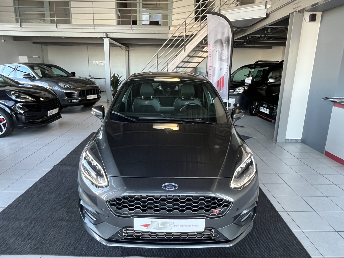 FORD FIESTA ST 1,5 200 PACK PERFORMANCE DIFFERENTIEL LAUNCH CONTROL GPS  APPLE CARPLAY KEYLESS  FULL LED PACK. HIVER BLUETOOTH HIFI B&O REGULATEUR LIMITEUR RECARO EXCELLENT ETAT