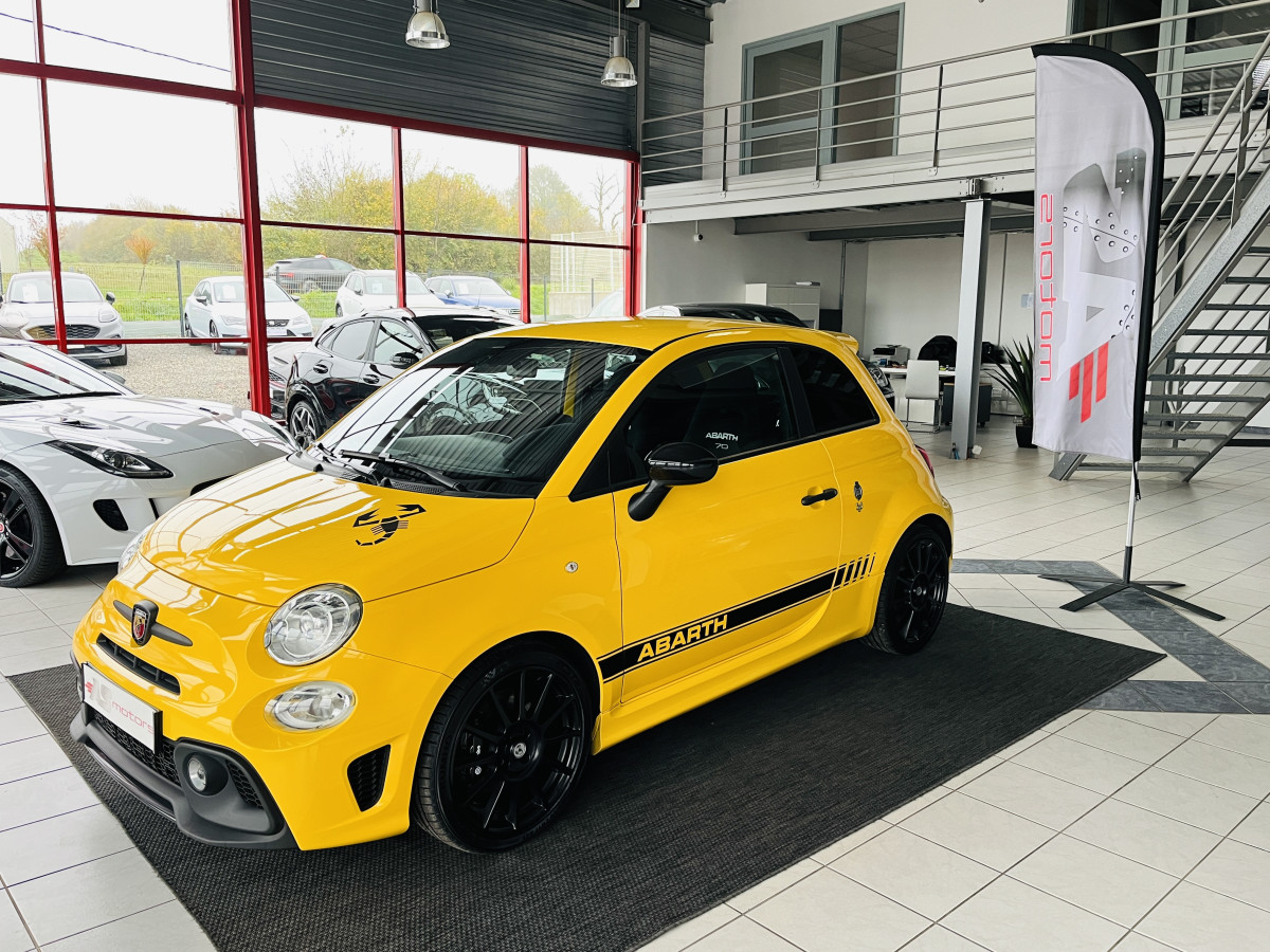 FIAT 500 ABARTH 180 595 COMPETIZIONE EDITION LIMITED 70 PACK PERFORMANCE XENON HIFI BEATS GPS SIEGE SABELT BLUETOOTH APPLE CAR PLAY  ETAT NEUF