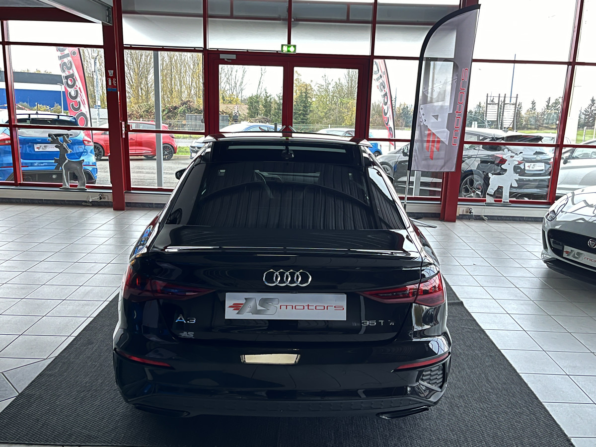 AUDI A3 BERLINE 2,0 TDI 150 S-TRONIC FULL S-LINE TOIT PANORAMIQUE GPS CAMERA REGULATEUR ADAPTATIF LIMITEUR DRIVE SELECT  FULL LED KEYLESS PARK PILOT APPLE CARPLAY JANTE 19  EXCELLENT ETAT