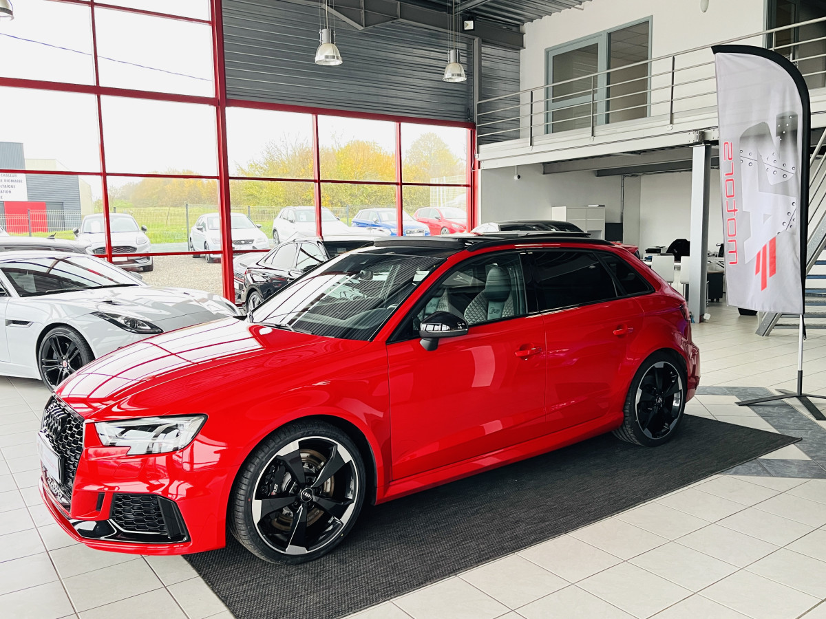 AUDI RS3 SPORTBACK 2,5 TFSI 400 S-TRONIC 7 QUATTRO TOIT PANORAMIQUE  GPS CAMERA HIFI BANG & OLUFSEN APPLE CARPLAY  ACC DRIVE SELECT SIEGES RS ECHAPPEMENT RS KEYLESS VIRTUAL COCKPIT JANTES ROTOR 19 PAS DE MALUS EXCELLENT ETAT