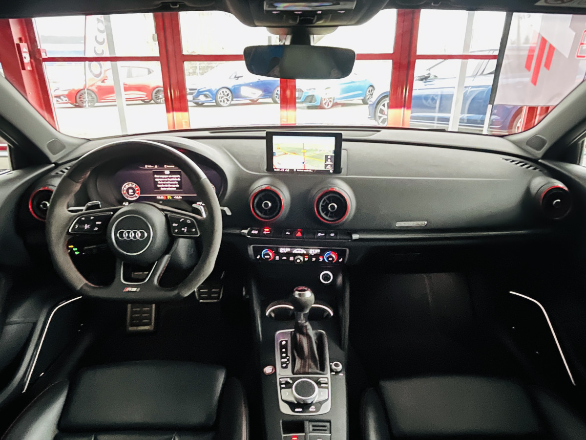 AUDI RS3 SPORTBACK 2,5 TFSI 400 S-TRONIC 7 QUATTRO TOIT PANORAMIQUE  GPS CAMERA HIFI BANG & OLUFSEN APPLE CARPLAY  ACC DRIVE SELECT SIEGES RS ECHAPPEMENT RS KEYLESS VIRTUAL COCKPIT JANTES ROTOR 19  EXCELLENT ETAT