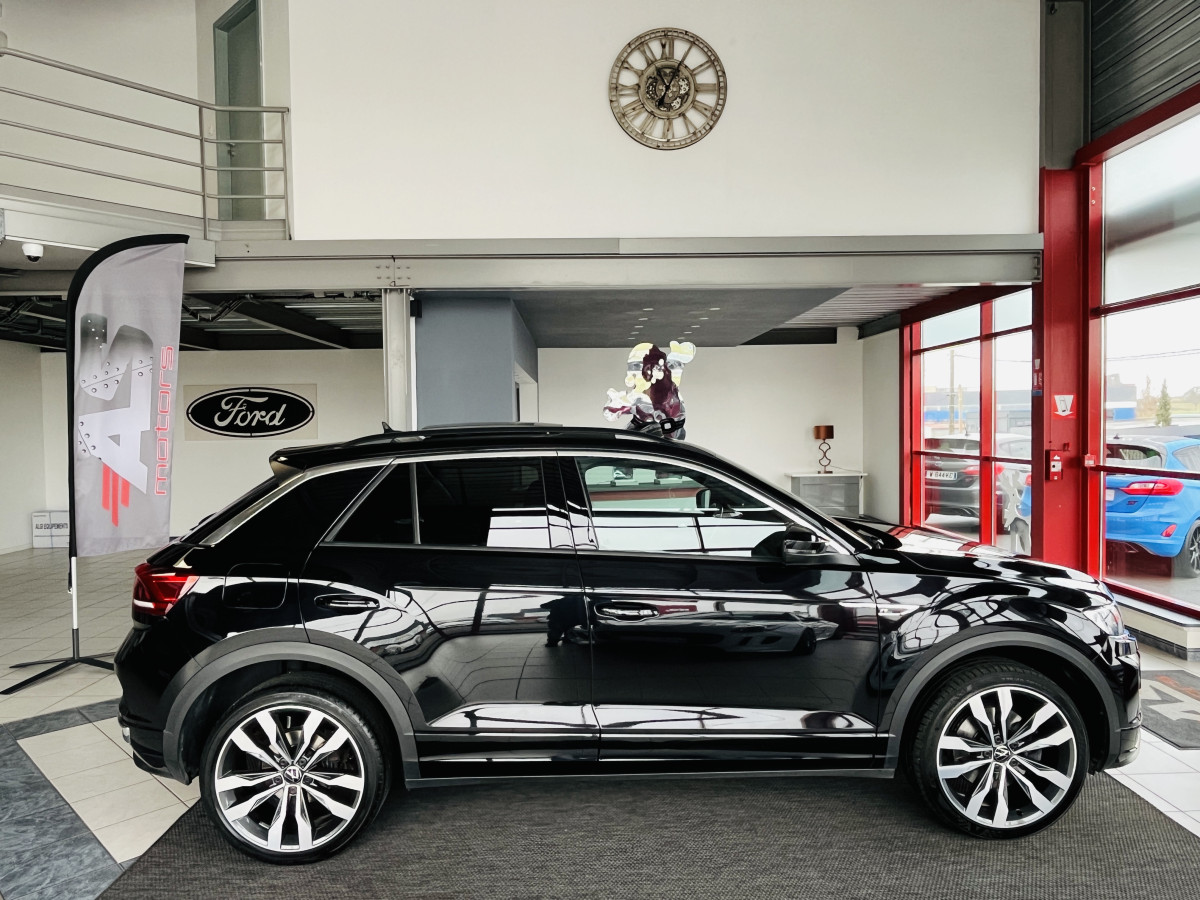 VOLKSWAGEN T-ROC 2,0 TSI 190 R-LINE DSG7 4MOTION TOIT PANORAMIQUE OUVRANT ATTELAGE  DCC ACC GPS CAMERA HIFI BEATS KEYLESS FULL LED REGULATEUR LIMITEUR JANTE 19 EXCELLENT ETAT