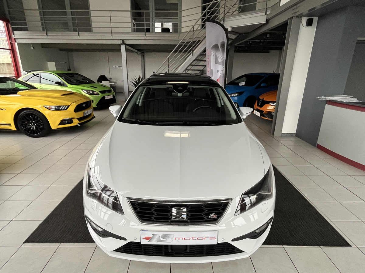 SEAT LEON FR 1,5 TSI 150 DSG7 TOIT PANORAMIQUE OUVRANT ATTELAGE  GPS CAMERA VIRTUAL COCKPIT HIFI BEATS  APPLE CARPLAY REGULATEUR ADAPTATIF FULL LED DRIVE SELECT PARK PILOT  EXCELLENT ETAT